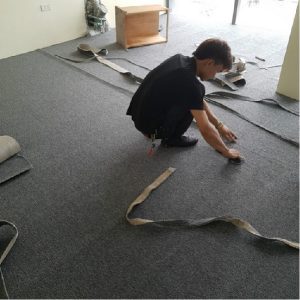 Thi công thảm trải sàn theo kích thước