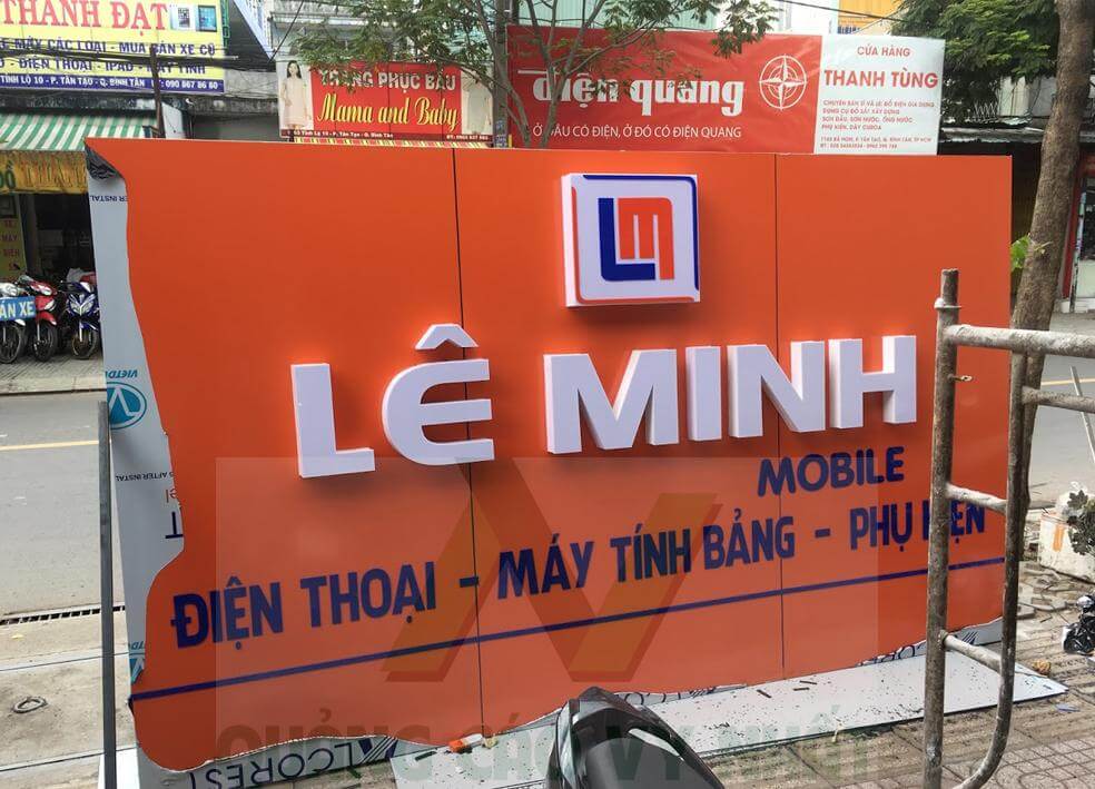 Biển quảng cáo điện thoại Lê Minh
