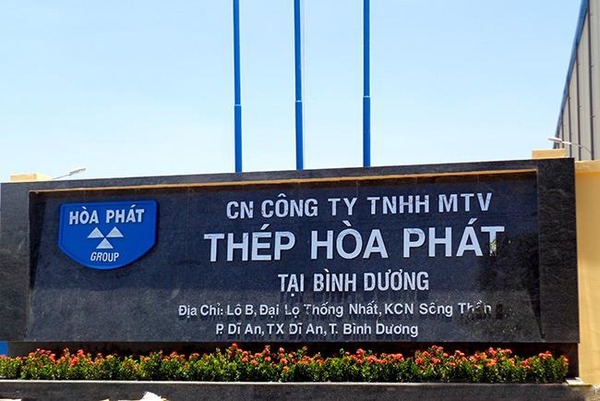 Biển công ty bằng đá hoa cương gắn chữ nổi màu trắng
