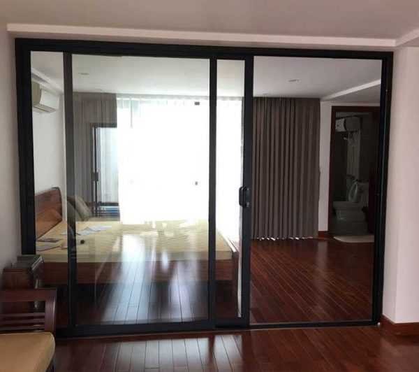 Cửa phòng ngủ nhôm kính mở lùa